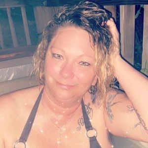 Meet your Posher, Denine